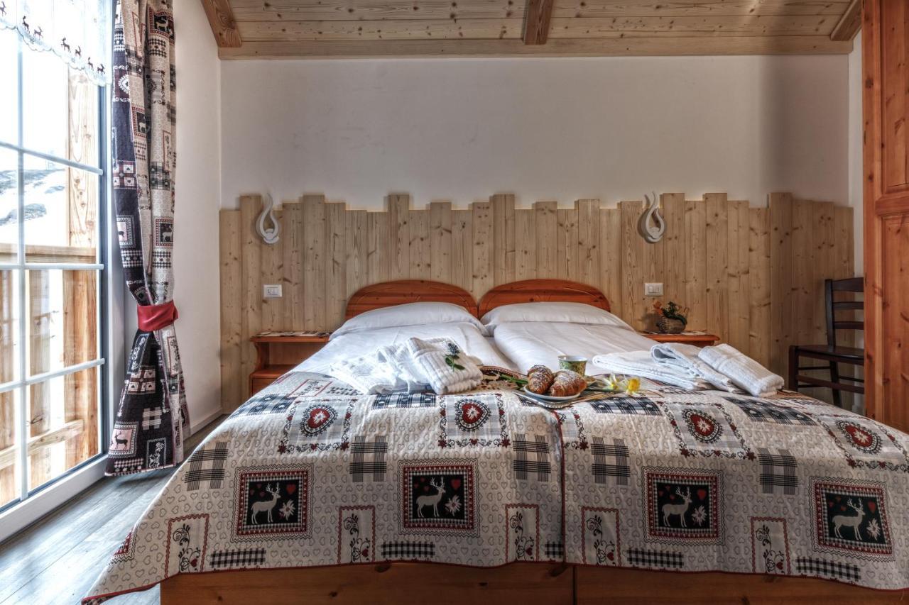 Albergo Ristorante Le Alpi La Frua ภายนอก รูปภาพ
