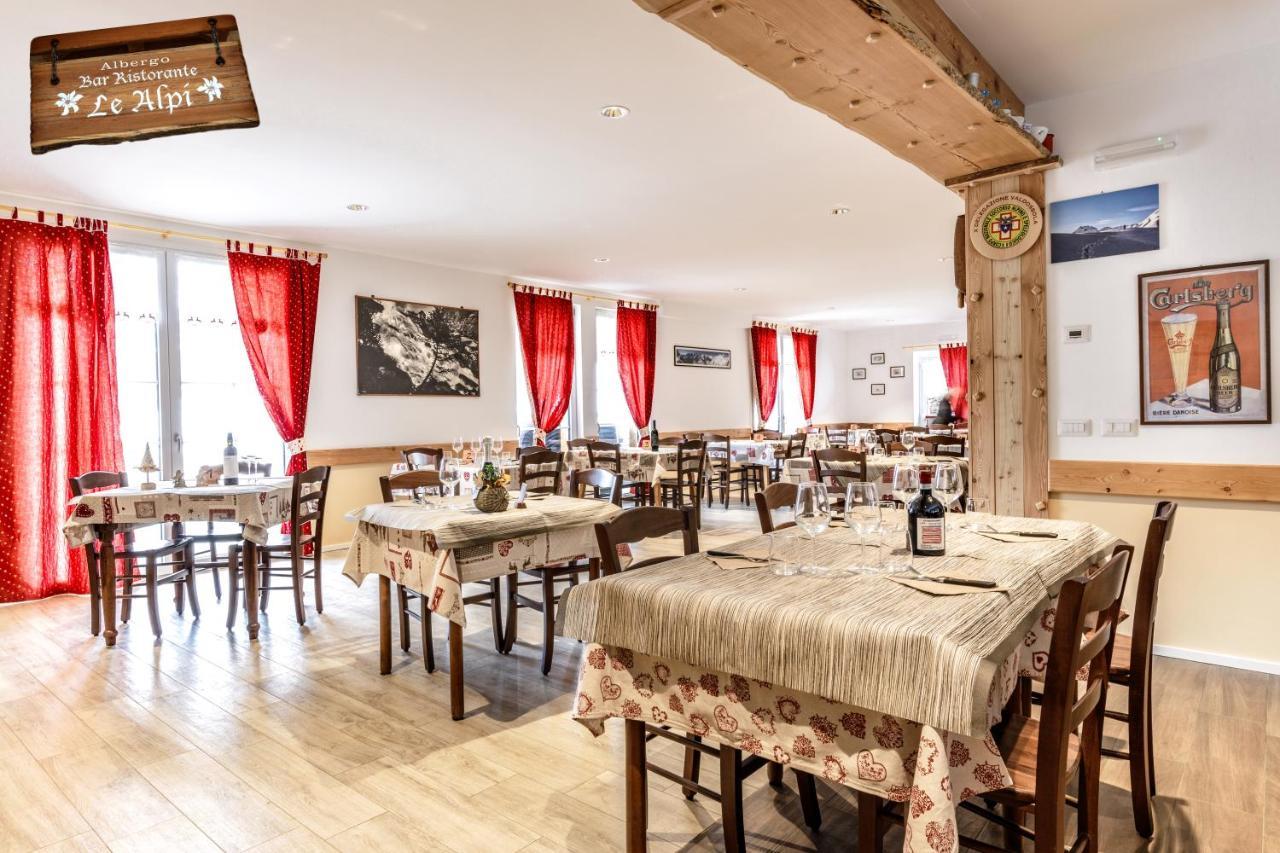 Albergo Ristorante Le Alpi La Frua ภายนอก รูปภาพ